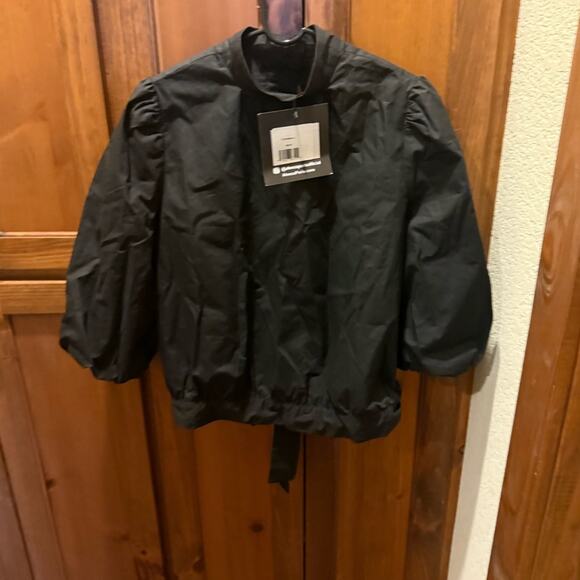 ALEEZA PARIS *BLACK* Puffed Sleeve With Bow in Back ♥️ NWT - Picture 5 of 5